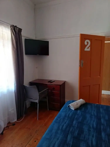 4 Bedrooms Cottage