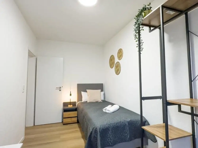 3 Bedrooms Apartment with balcony and with city view