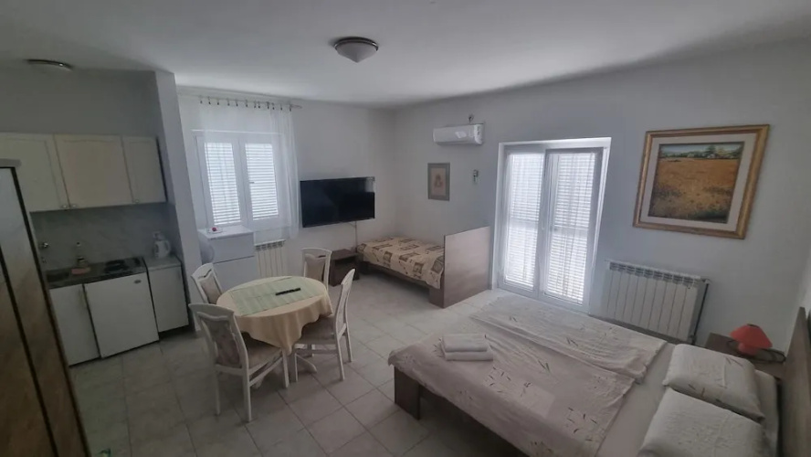 Villa Klisovic