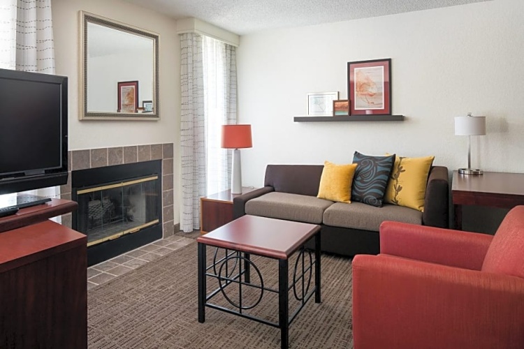 1 Bedroom Double Suite