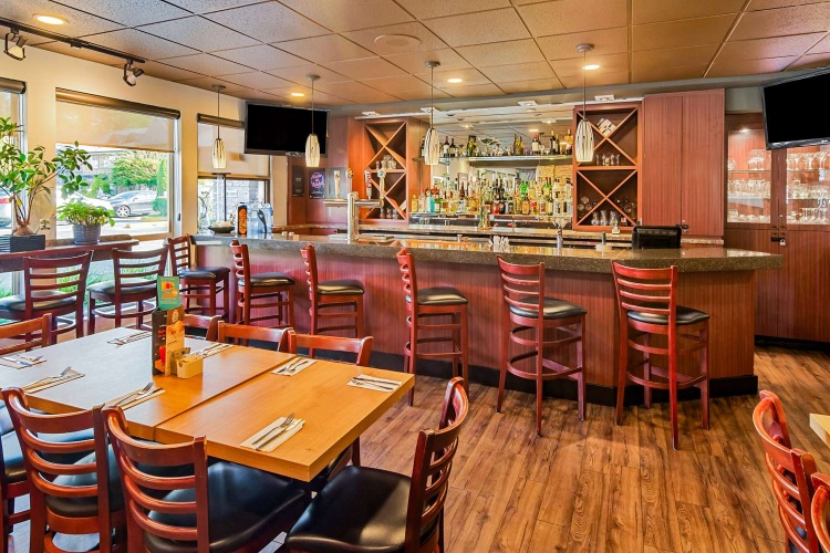 Best Western Plus Langley Inn photo 26