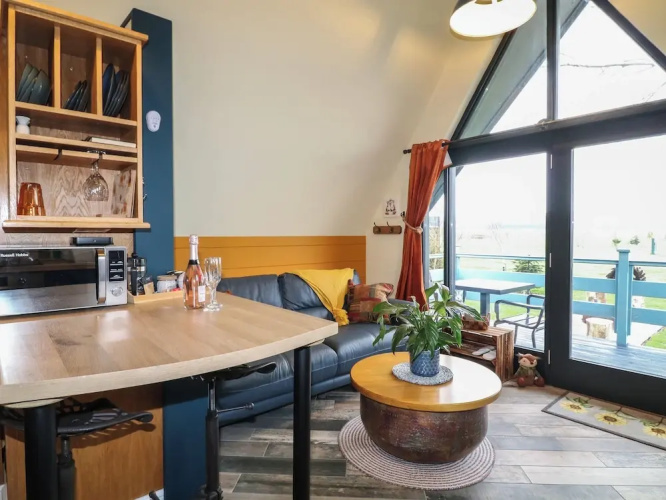 Sunflower Lodge