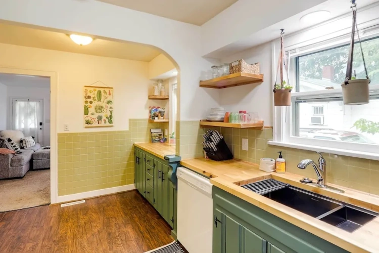 3 Bedrooms Cottage