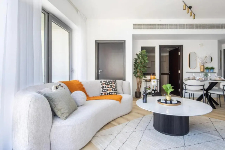 Frank Porter - Marina Residence Tower B