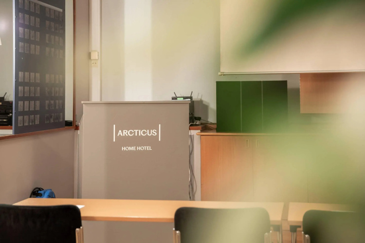Home Hotel Arcticus