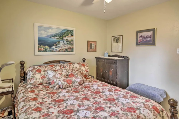 3 Bedrooms Cottage