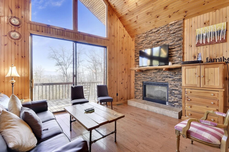 Bluff Mountain Lodge 3 Bedroom Cabin