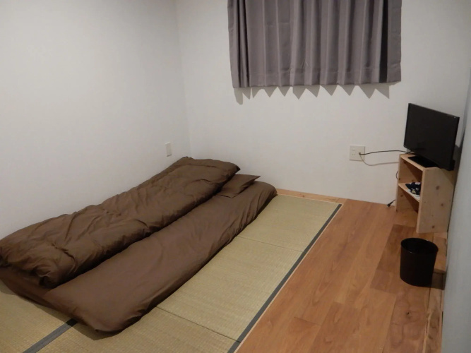 Beehive Hostel Osaka