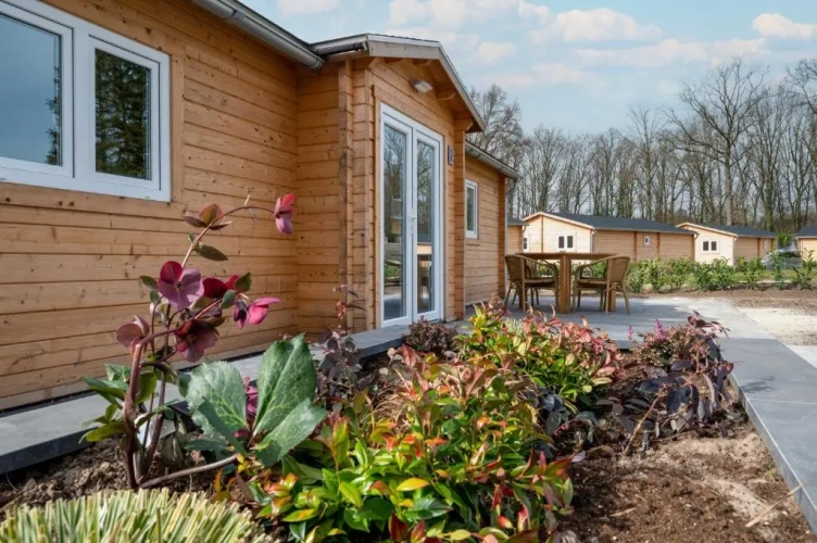 2 Bedrooms Chalet
