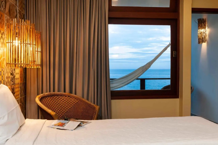 Hotel Pontal de Ubu