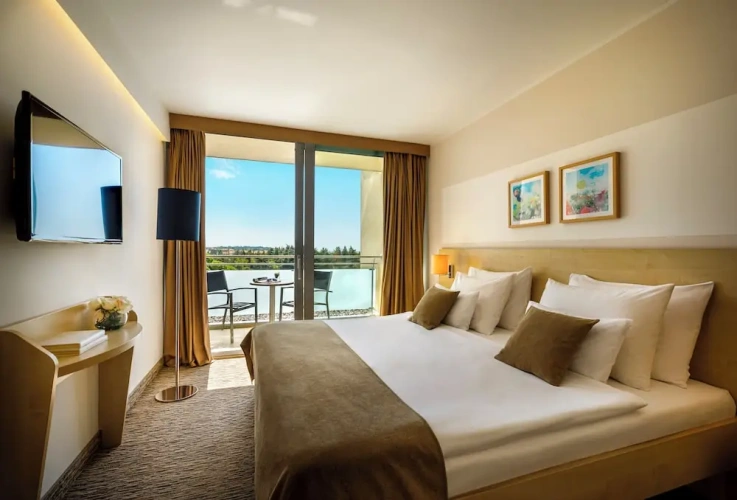 Junior Suite with balcony