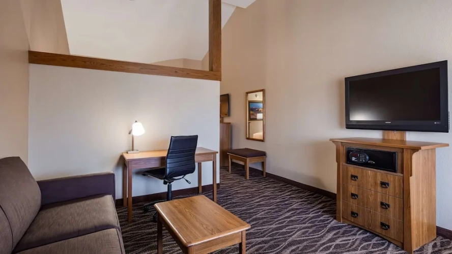 Double Suite with pool view