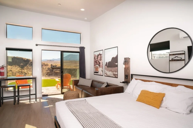 Standard room with view