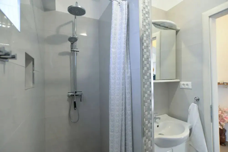 Apartment 167