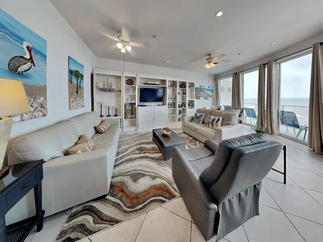 3 Bedrooms Standard room with balcony
