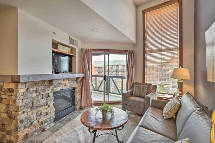 1 Bedroom Apartment with balcony