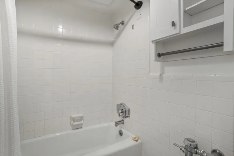 512 Sunsuite