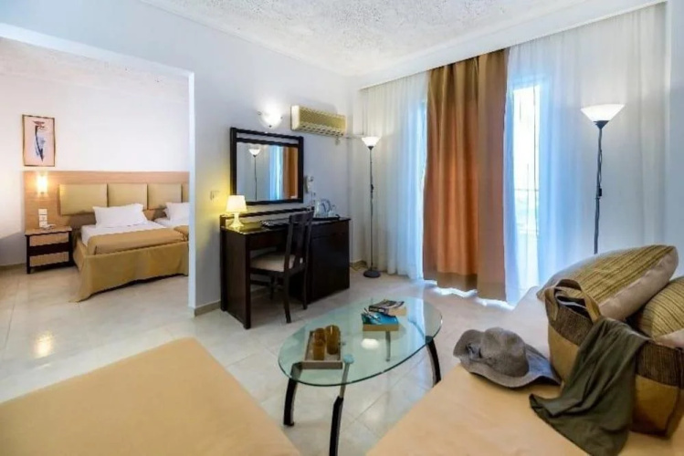 Niriides Hotel