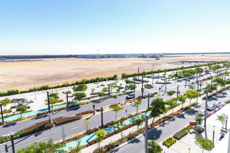 Bloomfields Lavish STU in Oasis Masdar