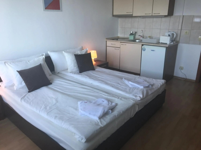 Flora Apartment 619