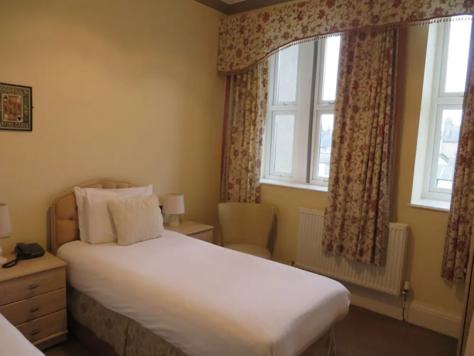 St. Kilda Hotel