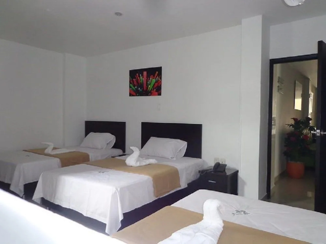 La Pera Hotel