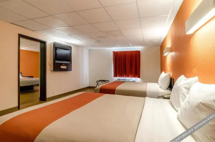 Motel 6 York