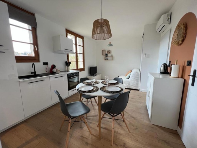 1 Bedroom Apartment