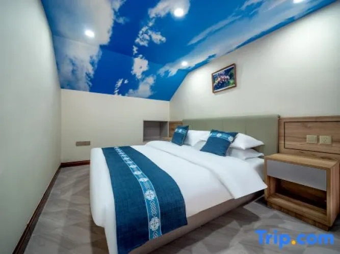 Standard Double room with courtyard view