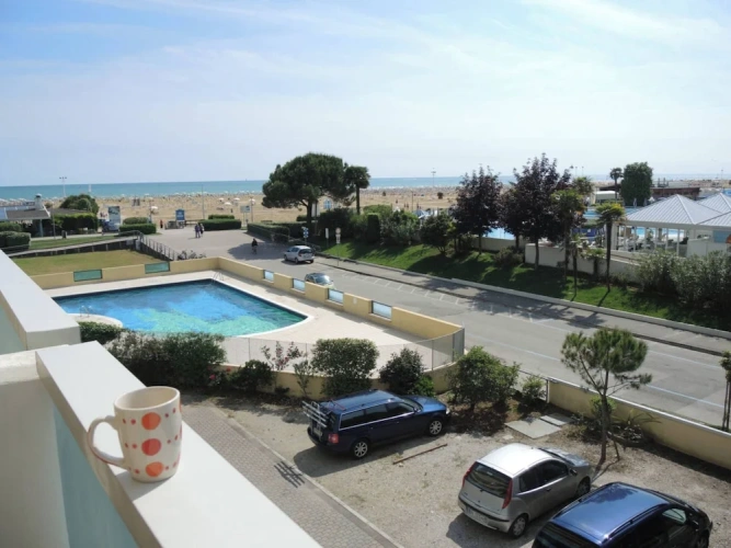 1 Bedroom Apartment with balcony and with ocean view