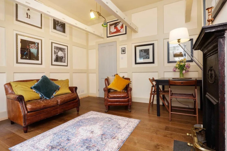 Bloomsbury Mews