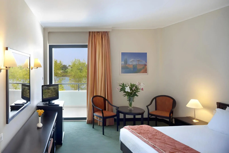 Margarona Royal Hotel