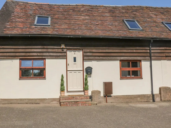 Old Hall Barn 3