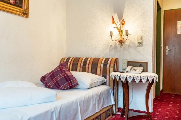 Standard Single room with balcony