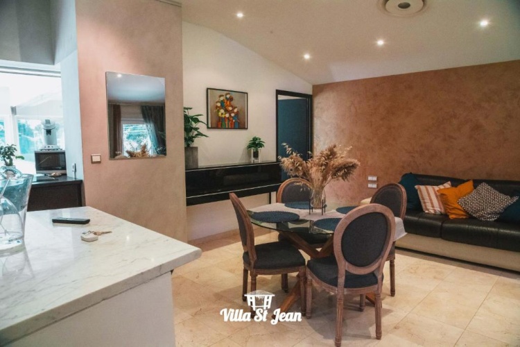 Deluxe Double Suite