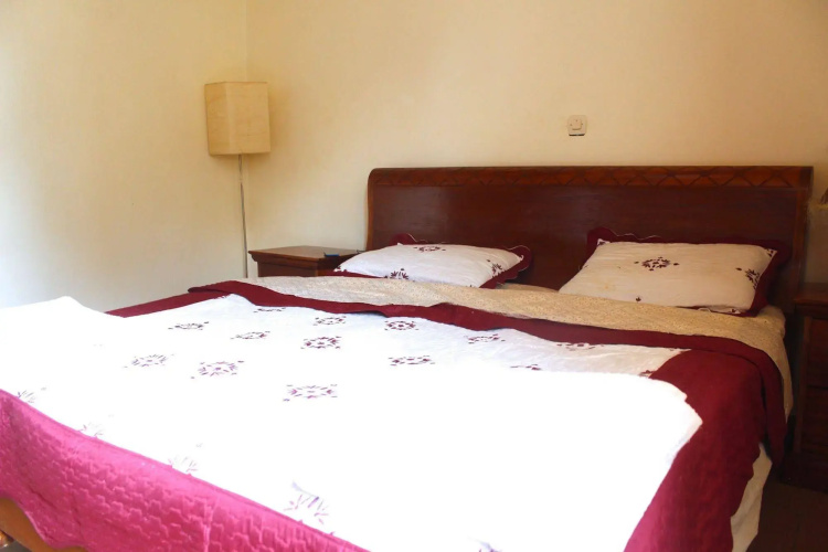 Yambi Guesthouse