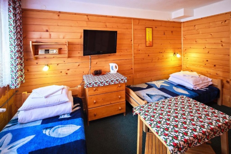 Standard Quadruple room with mountain view