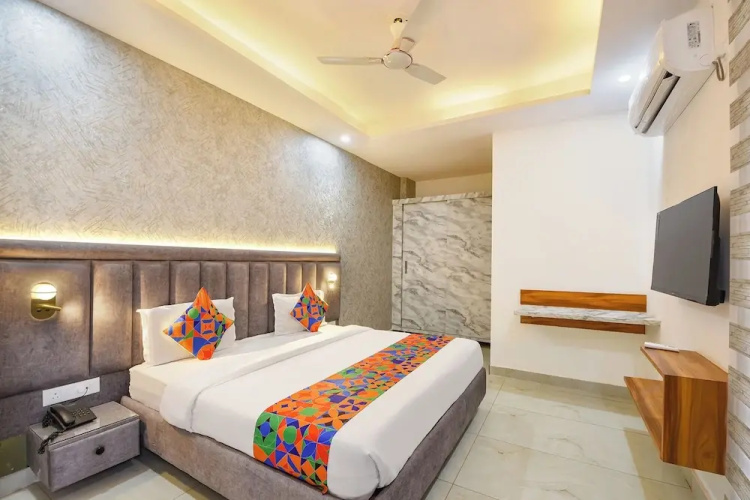 Fabhotel Sk Residency