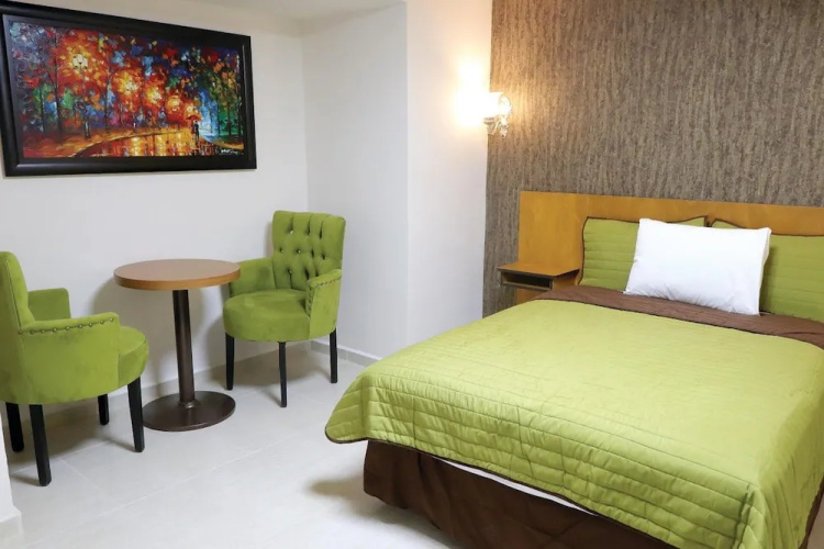 Royal Madero Inn