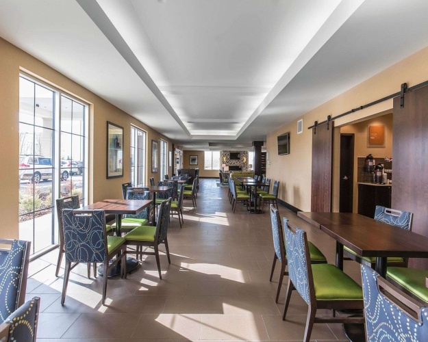 Comfort Inn And Suites Calgary Airport North photo 23