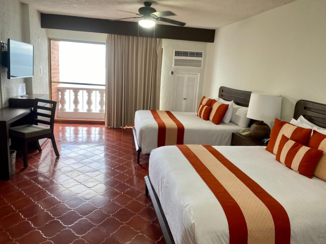 Costa Sur Resort & Spa
