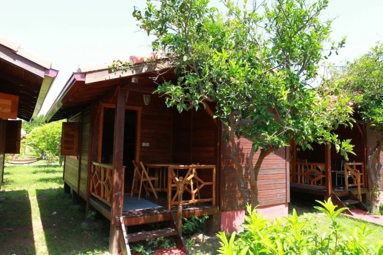 Triple Bungalow with balcony