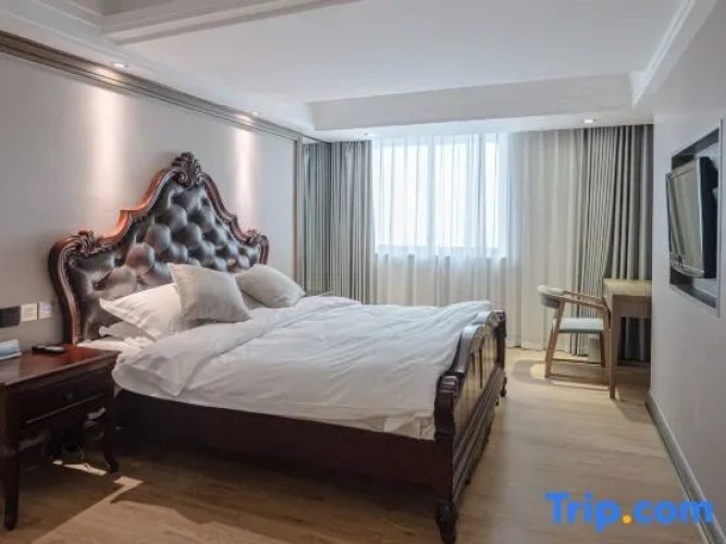 Family Suite with lake view