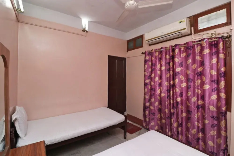 Spot On 41656 Hotel Maruti Spot