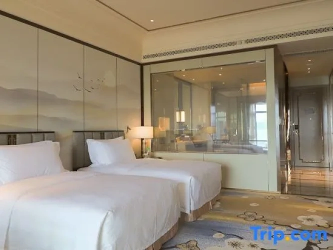 Deluxe Twin room with river view