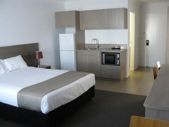 Adelong Motel