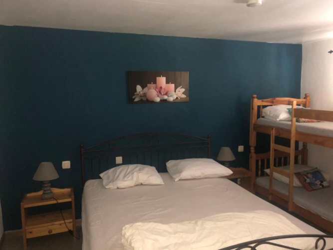 3 Bedrooms Apartment