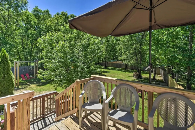People and Paws Vacation Home by Wisconsin Dells!