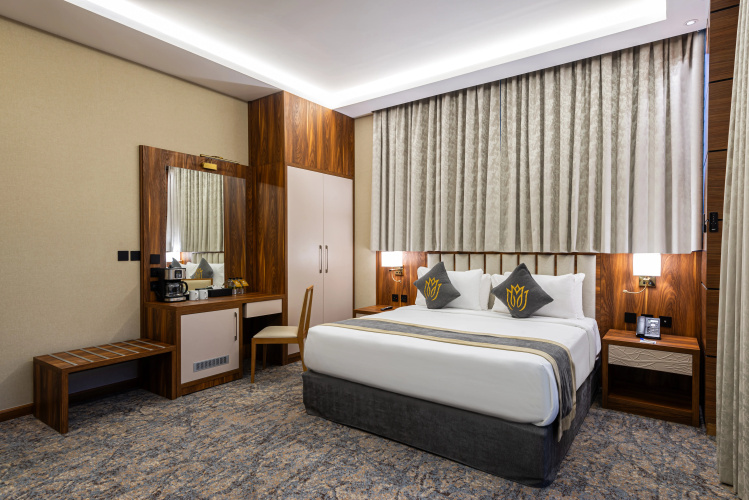 Crowne Rose AlSahafa Hotel