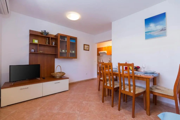 Apartments Radojka